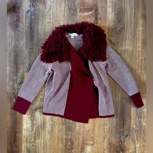 Her Universe “OUTLANDER” sweater L